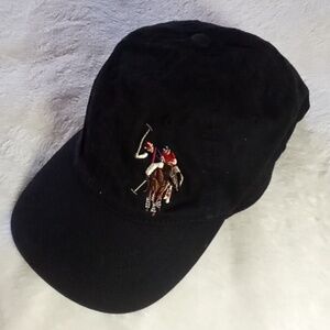 VINTAGE BLACK POLO BASEBALL CAP! IN LIKE NEW CONDITION! AJUSTABLE.